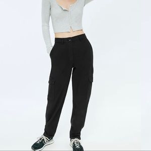 Aritzia Wilfred Free Modern Cargo Pant Size 4 Black NWT